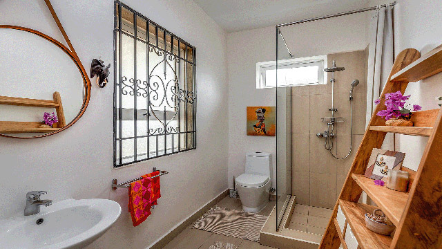 Ewange-Amaka-bathroom